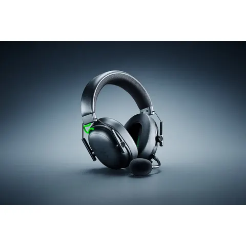Razer BlackShark V3 Xbox & PC Wireless Gaming Headset - Black – image 1