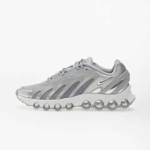 Nike Sneakers Argento – Argento Metallici e grigi – immagine 1