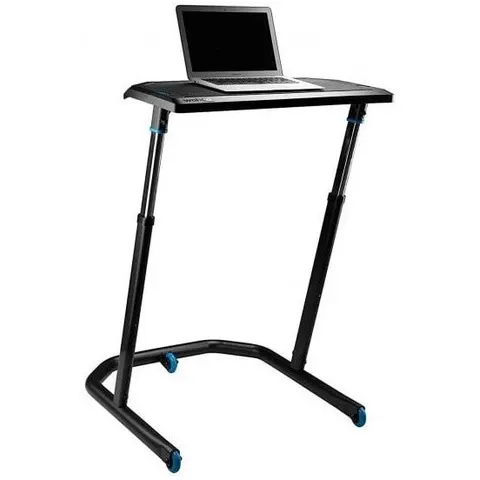 Wahoo KICKR indoor roller trainer bureau – afbeelding 1