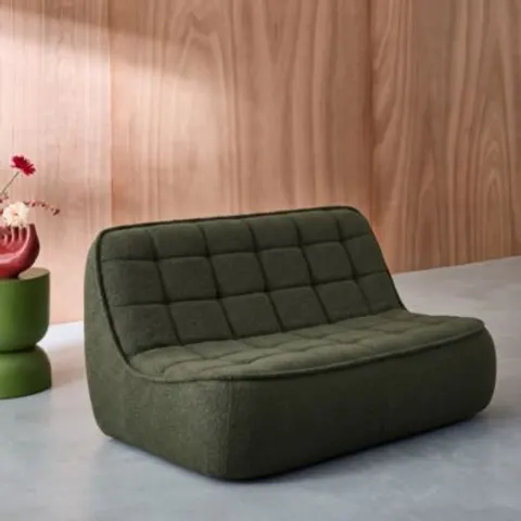 sweeek Chauffeuse compressée bouclette texturée 2 places kaki Vert 165x85x104cm – image 1