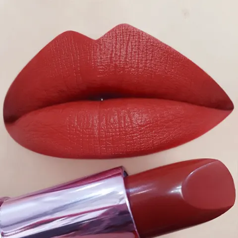 neve cosmetics Rossetto Rosso Caldo Chocolate Eclair – immagine 1
