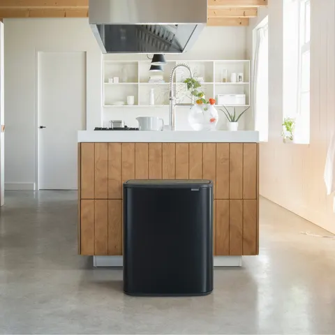 Brabantia Bo 60L Touch Bin - Matt Black – image 1