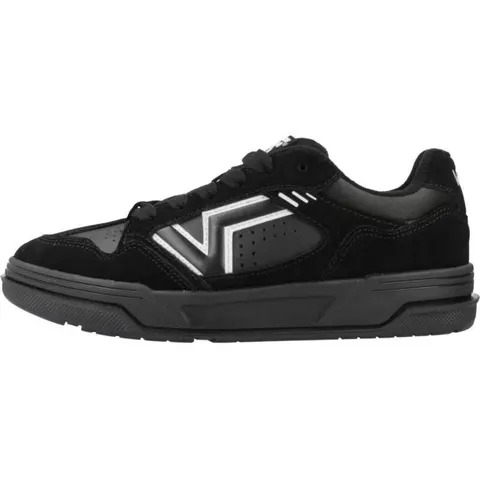VANS Baskets Upland – image 1