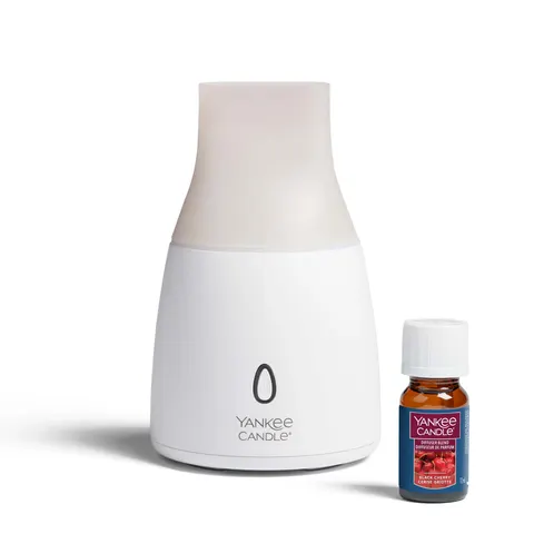 Yankee Candle Ultrasonic 10ml Diffuser Kit - Black Cherry – Black 10ml – image 1