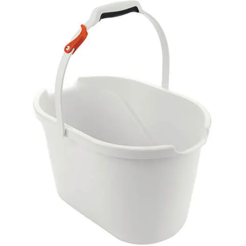 OXO Good Grips Angled Measuring Bucket – image 1