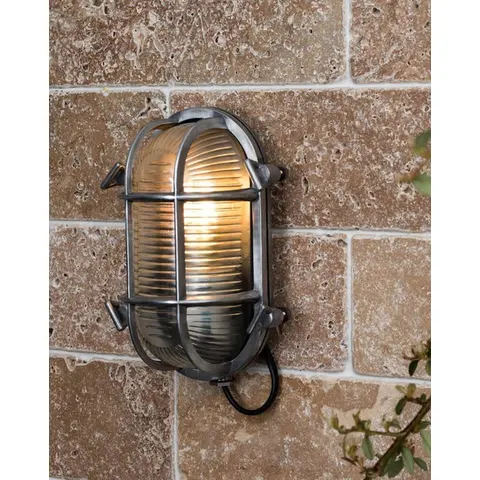 ValueLights Outdoor Wall Light – Chrome – image 1