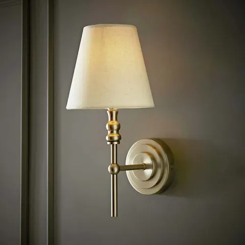 ValueLights Maggie Metal Wall Light - Chrome – image 1