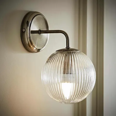 ValueLights Kempton Metal Wall Light - Silver – image 1