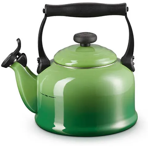 Le Creuset Bamboo Traditional Kettle – image 1