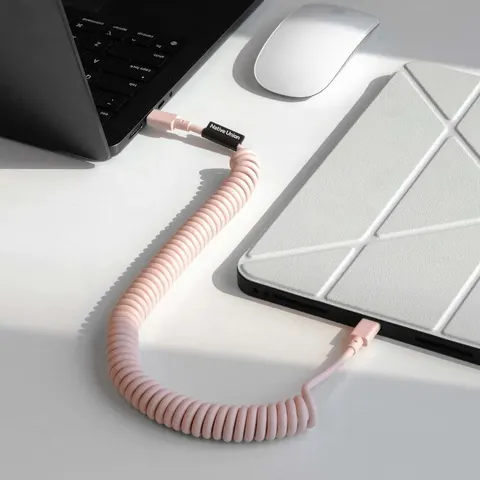 Native Union Pop USB-C auf USB-C Spiralkabel, Candy, 1,2m, 60W – Bild 1