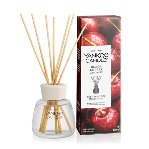 Black Cherry Diffuser Yankee Candle, Red | Fruity – image 1