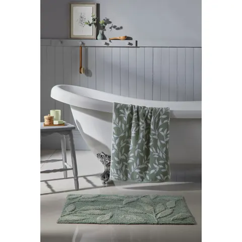 Sandringham Towels – image 1