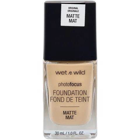 Wet n Wild Photo Focus Foundation, Soft Beige – image 1