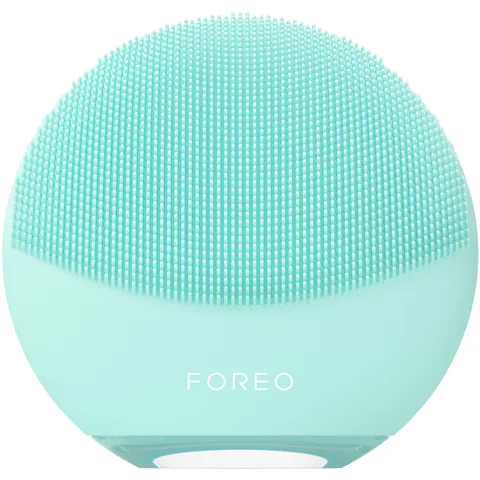 FOREO LUNA™4 Mini cleansing device for face Arctic Blue – image 1