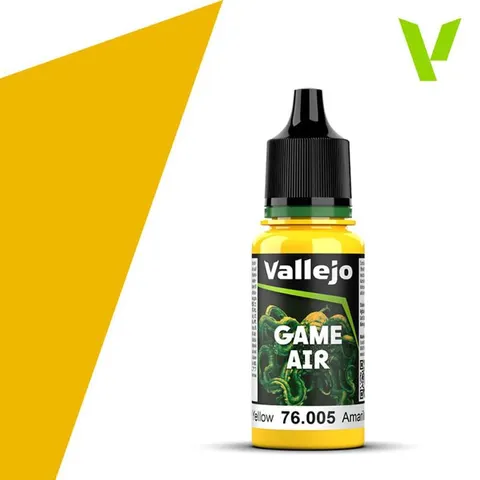 Vallejo Game Air Moon Yellow (18ml) 76.005 – image 1