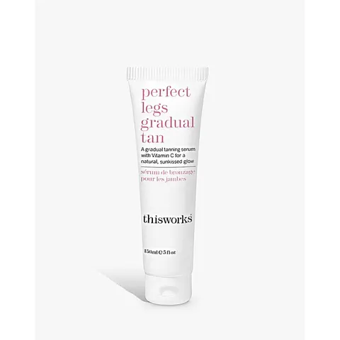 This Works Perfect Legs Gradual Tan – image 1