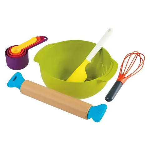 Casdon Joseph Toy Baking Set – image 1