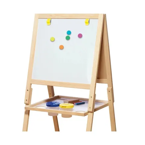 Wooden Easel – image 1