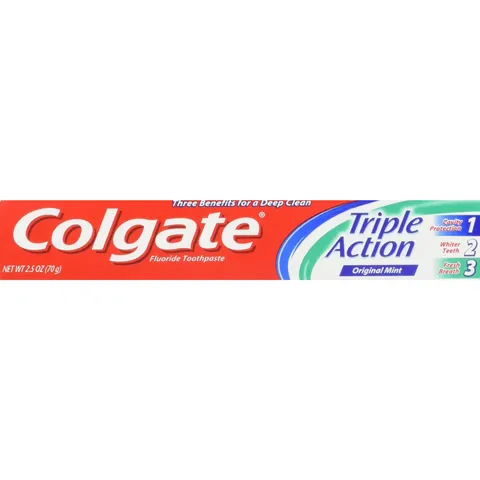 Colgate Travel Size toothpaste Multicolor Triple Action 2.5 Ounce – image 1