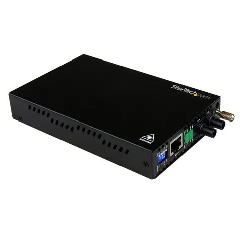 StarTech.com 10/100 Mbps Multi Mode Fiber Media Converter ST 2 km – image 1