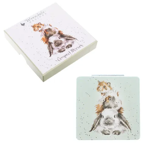 Wrendale Designs 'Piggy In The Middle' Compact Mirror – image 1
