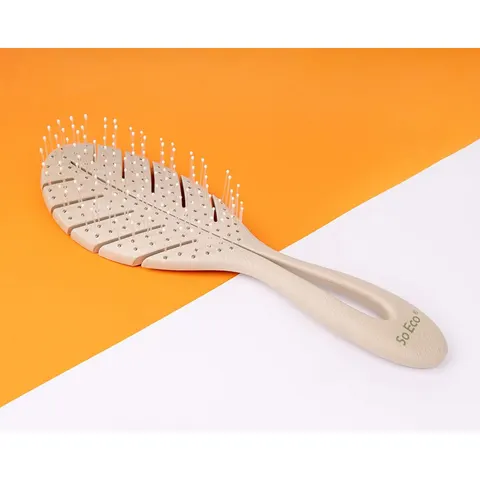 So Eco Detangling Leaf Brush – image 1