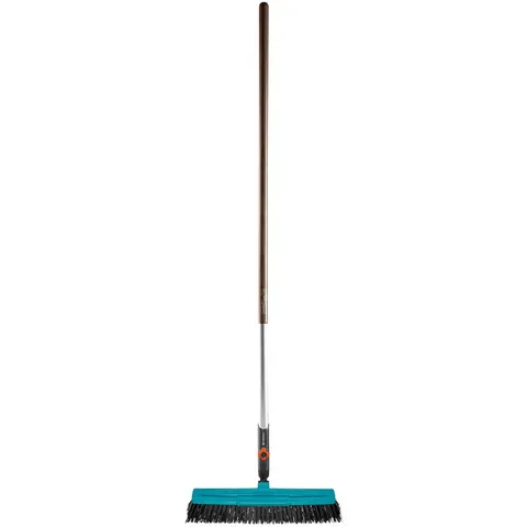 Balai de rue combisystem GARDENA - Action (03622-30) – image 1