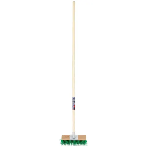 Spear and Jackson Garden Broom – image 1