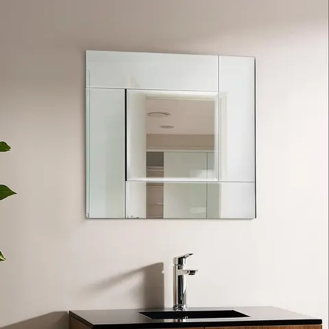 Square Wall Mirror | Avelene – image 1