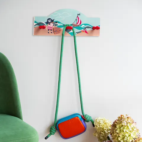 Pirate Wall Hanger – image 1
