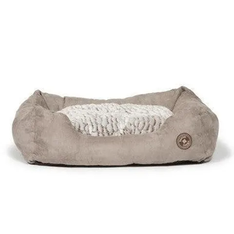 Arctic snuggle bed 68cm (28") – image 1