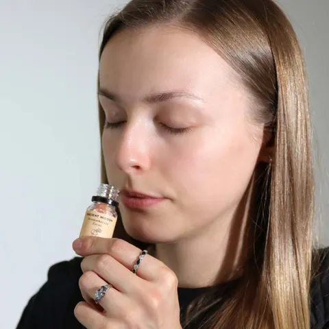 Focus Aromatherapy Smelling Salt – image 1