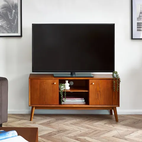 Lowry Media Unit – image 1