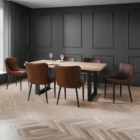 Berwick Dining Table – image 1