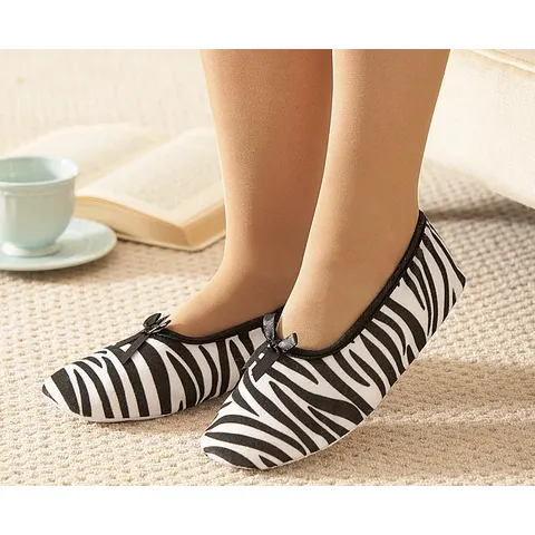 Animal Print Slippers - Small Fits size 3-4 – image 1