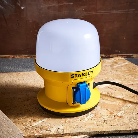 Stanley Magnetic Globe Light – image 2