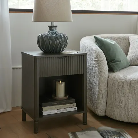 Veyla Ceramic Table Lamp With Linen Shade – image 2
