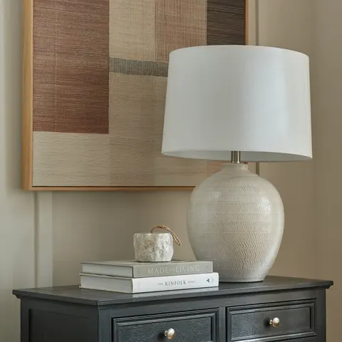 Chevronne Ceramic Table Lamp With Linen Shade – image 2