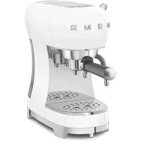 ECF02WHEU Siebträger-Espressomaschine – Bild 3