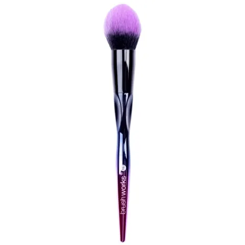 Brushworks Tapered Face Brush – image 2