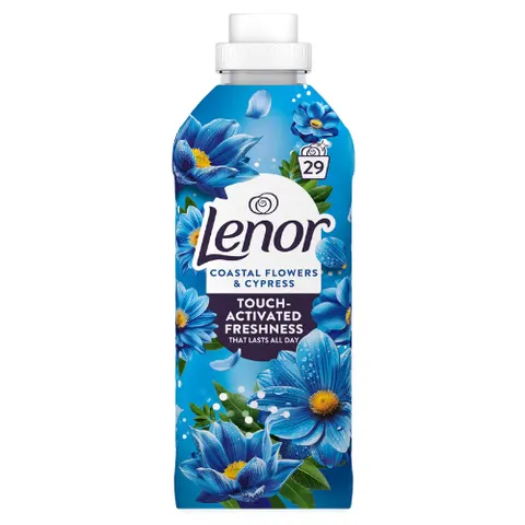 Lenor Coastal Flowers & Cypress Fabric Conditioner - 899 ml – image 2