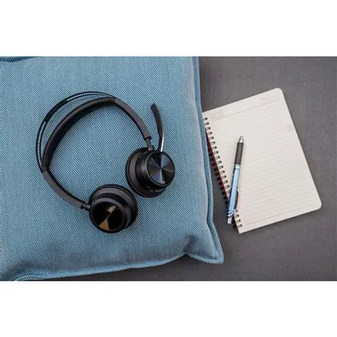 HP Poly Voyager Focus 2 USB-C-C Headset +USB-C/A Adapter – image 2