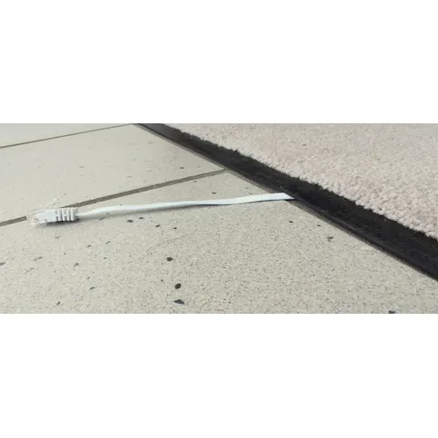 InLine® Patchkabel plat, U/UTP, Cat.6, groen, 2m – afbeelding 2