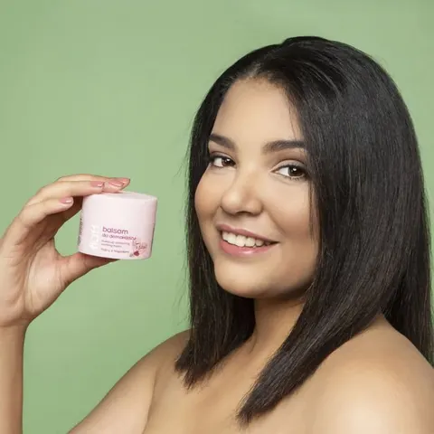 FLUFF Makeup Remover Balm - Raspberry & Almonds 50ml. – afbeelding 3