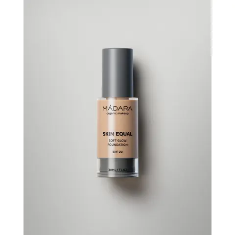Base de Maquillaje Brillo Suave FPS20: Ivory – imagen 2