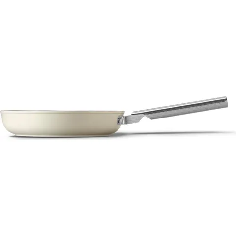 Smeg FPF2402CRM 50' Style Bratpfanne (Edelstahl, passend für alle Herdarten, 24 cm, PFAS-frei) – Creme – Bild 3