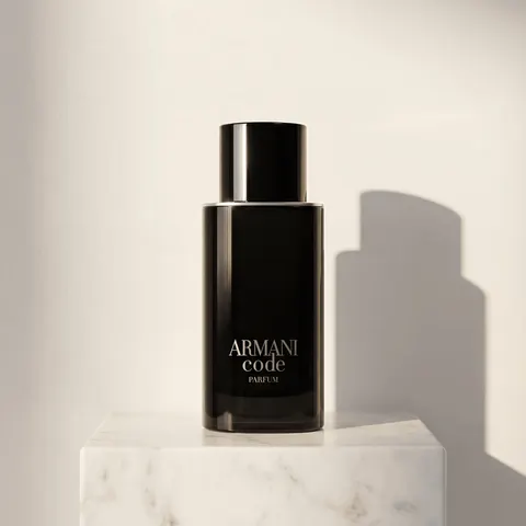 Armani Code Parfum by Giorgio Armani – Décant de parfum 8 ml – image 2