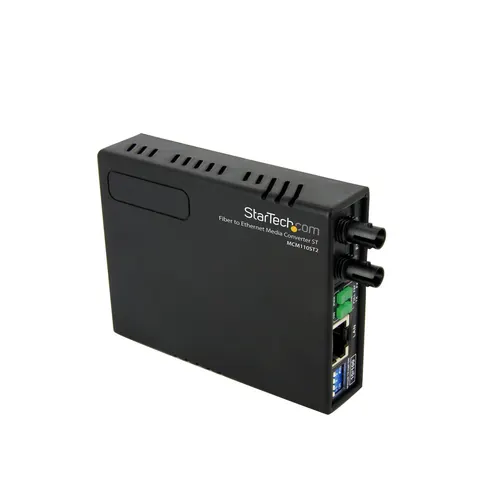 StarTech.com 10/100 Multi Mode Fiber Copper Fast Ethernet Media Conver – image 2