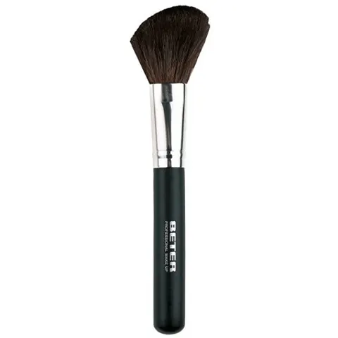 Beter Angled Blush Brush – image 2