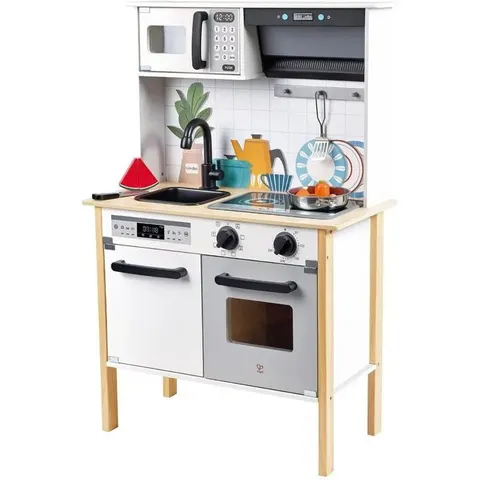 Cuisine interactive en bois - Hape – image 2